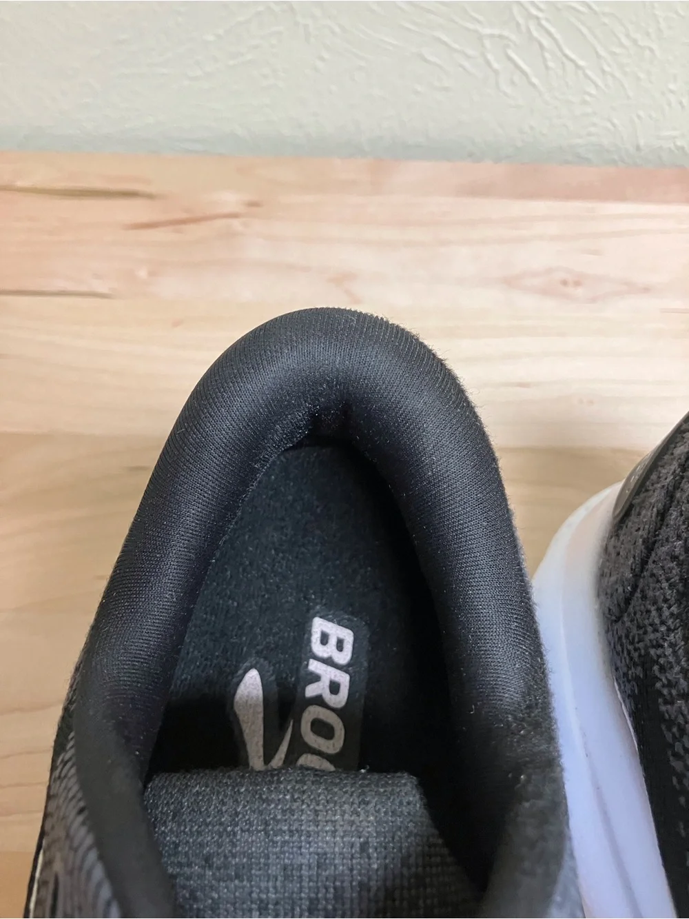 Brooks women’s Ghost 16